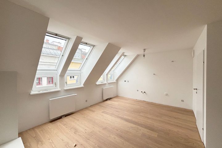 SONNIGE, NEU SANIERTE TERRASSEN MAISONETTE - 3 ZI - Nähe Kutschkermarkt 1180 Wien