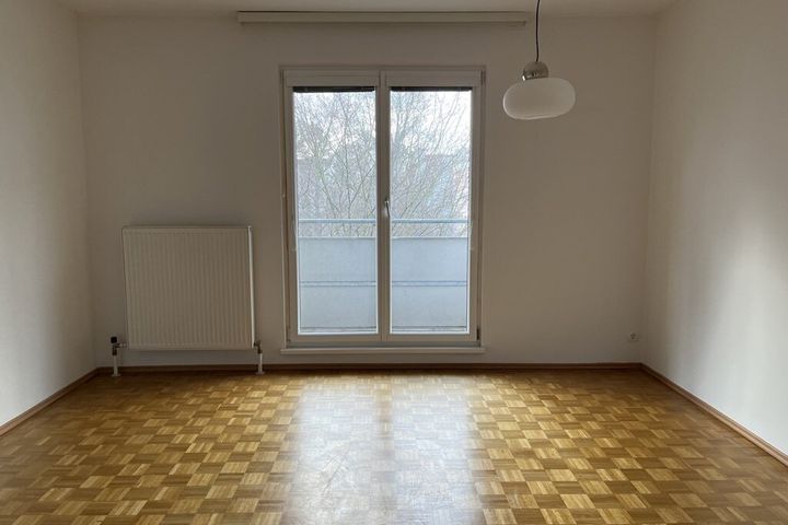 Urbanes Wohnen in Top-Lage in 1140 Wien - helle 2 Zimmer Wohnung mit Balkon auch bestens für Anleger geeignet!