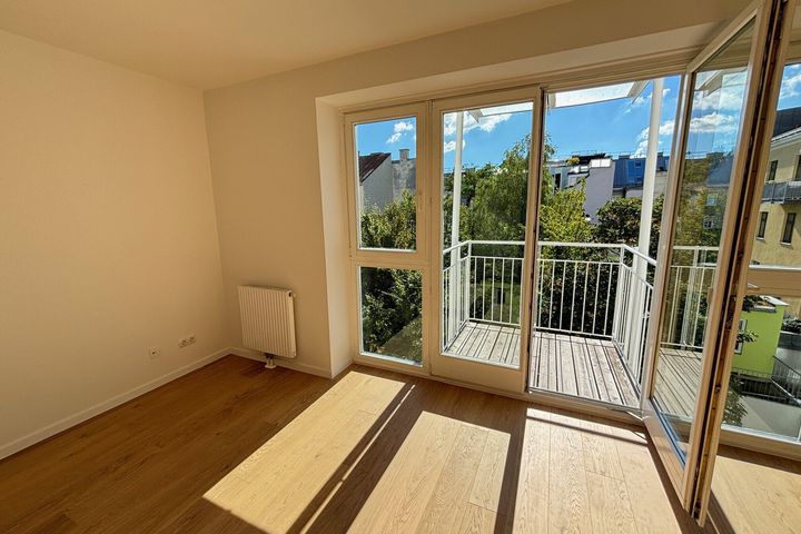 SONNIGER BALKON - NEU SANIERTES APARTMENT - moderne Ausstattung + GARAGE in 1180 Wien