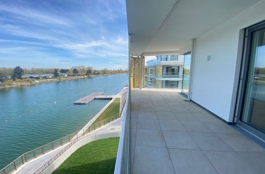 WOHNTRAUM mit über 215m² Wohnfläche + großer Freifläche direkt am Wasser in 1190 Wien