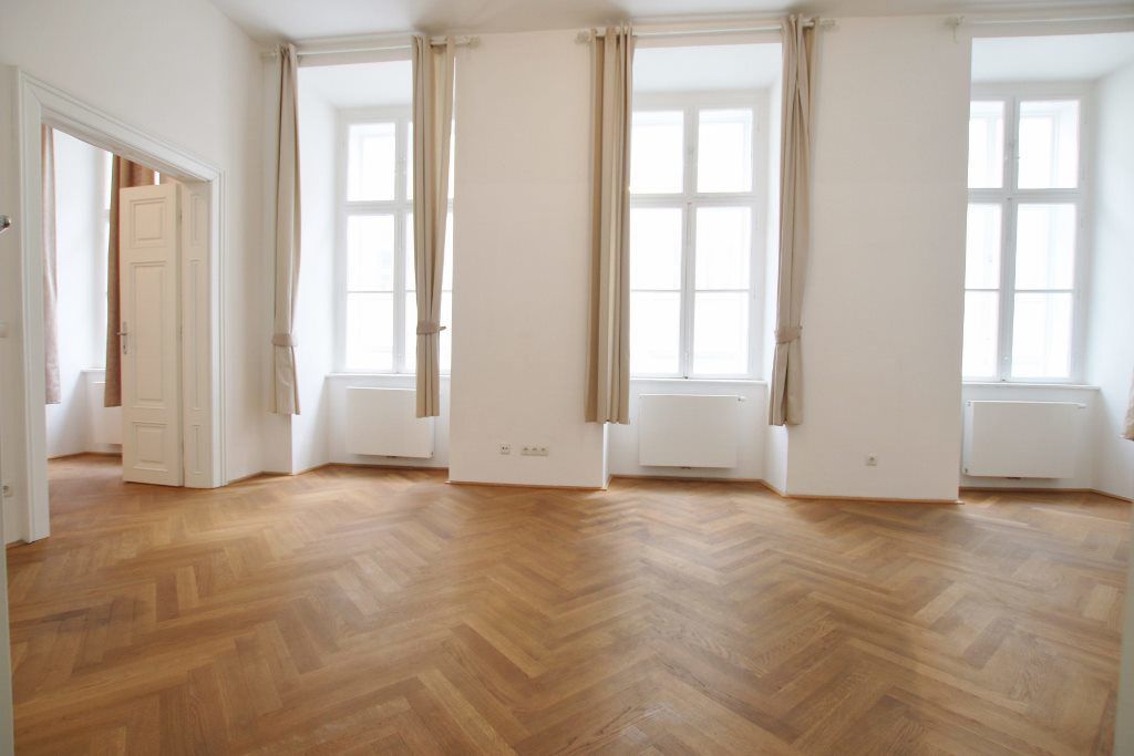 Mitten Im 1 Bezirk Wohnen Am Franziskanerplatz 3 Zimmer Stilaltbau Wohnung Mit 83m 1010 Wien Wohnkonzept