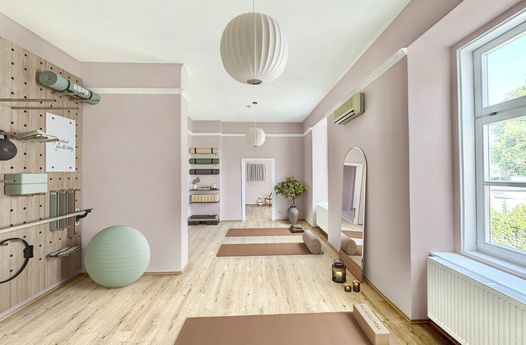 Yogastudio &amp; Pilates Loft Hietzing | Ihr neues Studio im Stilaltbau